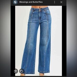 Risen Wide-Leg Jeans